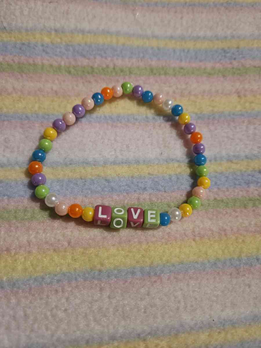 bead necklaces and bracelets