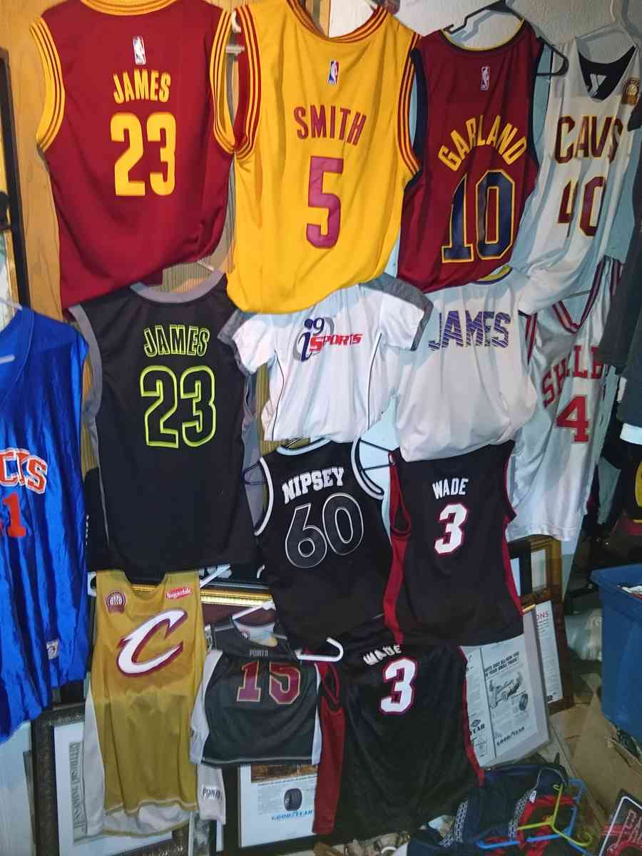 around 60 sport jerseys baseball football NBA