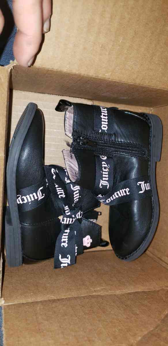 Juicy Contour Childrens Booties