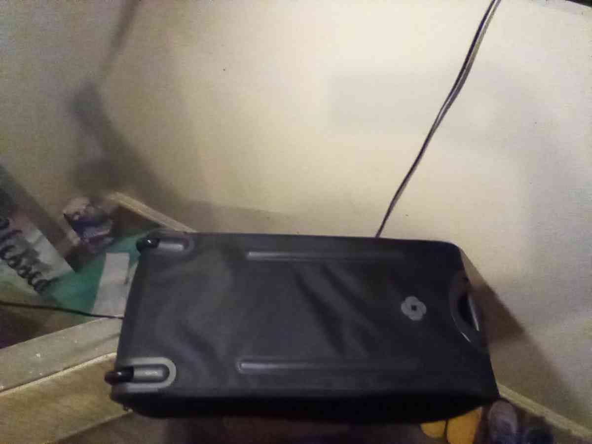 NWT Samsonite Wheeled Duffle Bag
