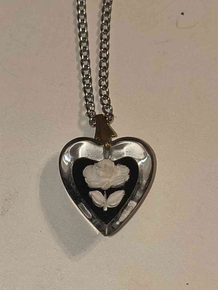 Flower Heart Necklace