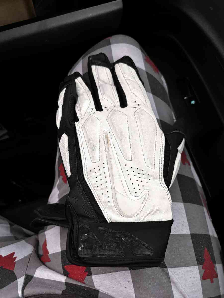 Two left hand gloves for Centers and one XLone XXL