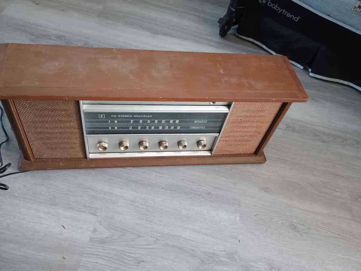 1960 FM stereo