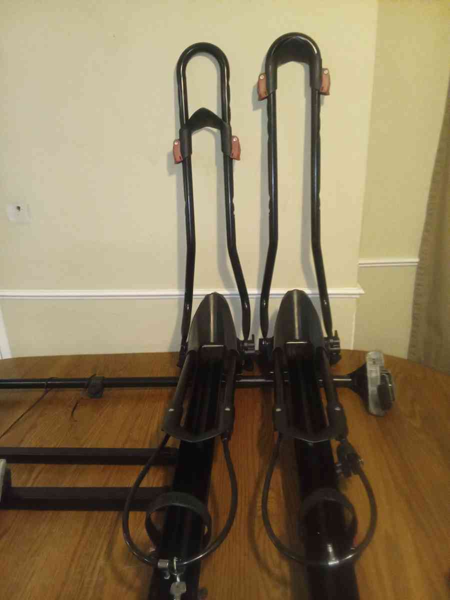 Yakima used upright bicycle roof carriers