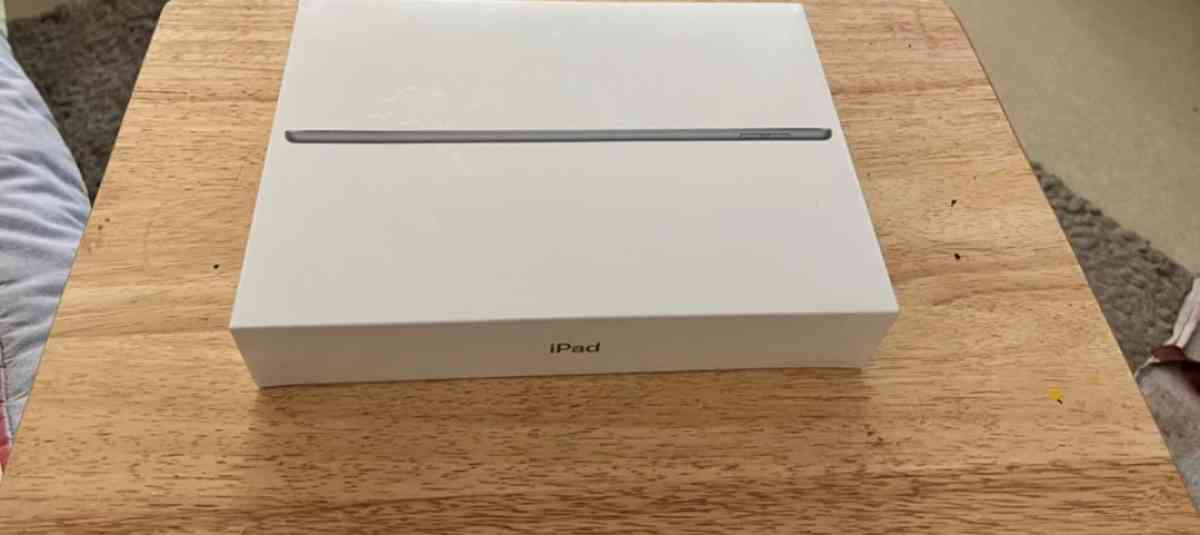 iPad 9th Generation 64GB  WiFi  Space Gray