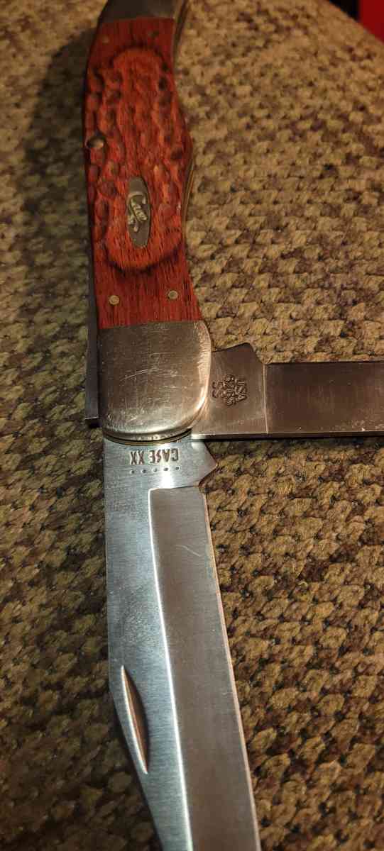 Case 189 Folding Hunter 525 Jigged Brown Staminawood Handles