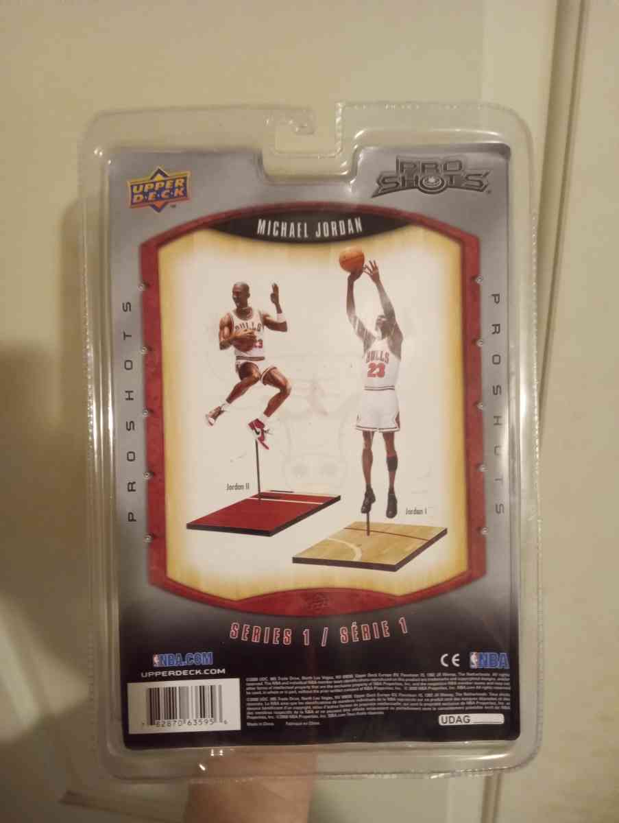 rare upper deck pro shots Jordan 2 figure complete in box