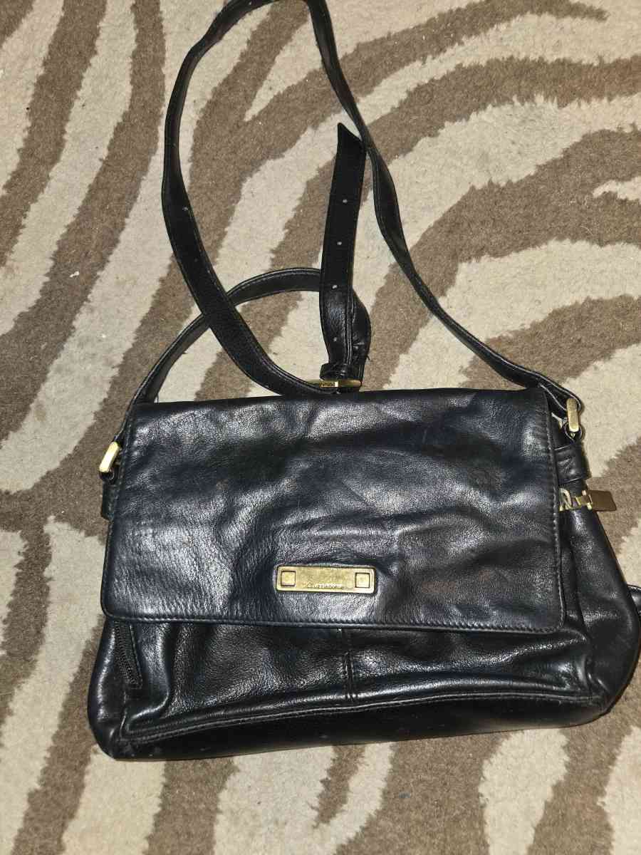purses and handbags