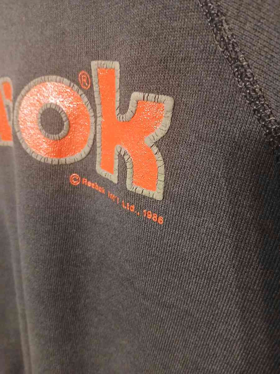 Mens 1986 Vintage Reebok Medium Crewneck Sweater Sweatshirt