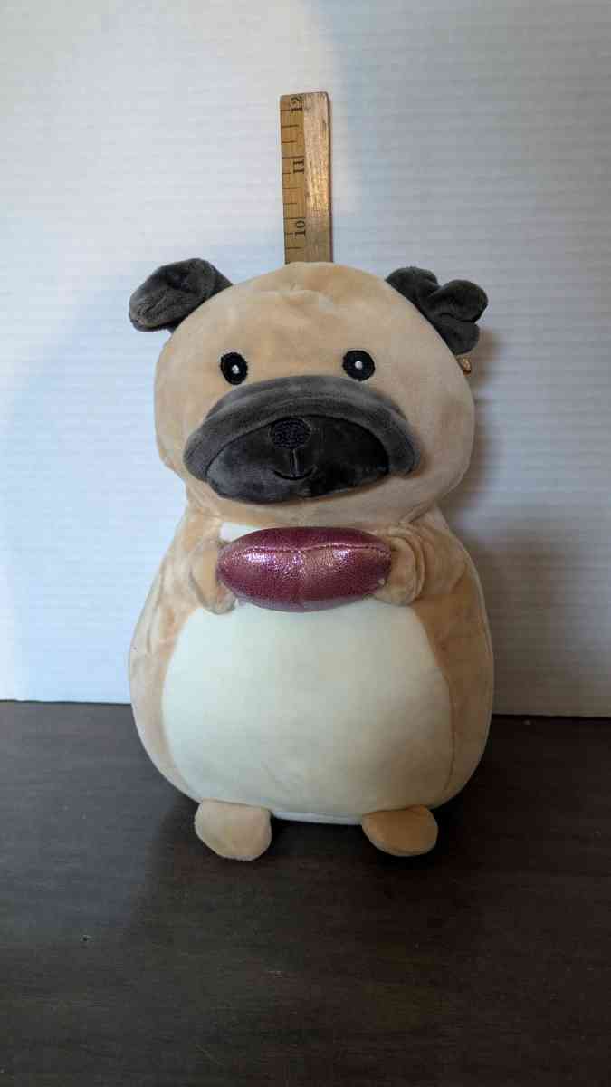 Squishmallows Hug Mees Valentines Pug Dog Holding Pink Heart