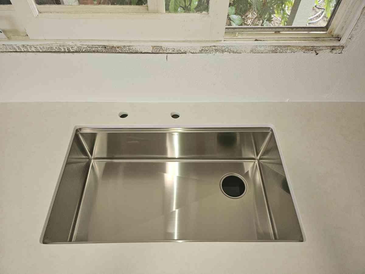 New Laguna Stoneworks Custom Countertops