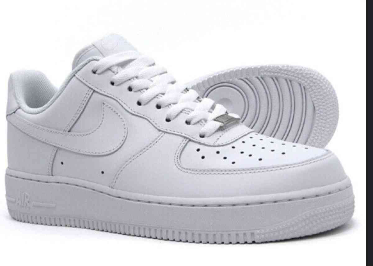 white Air forces 1s