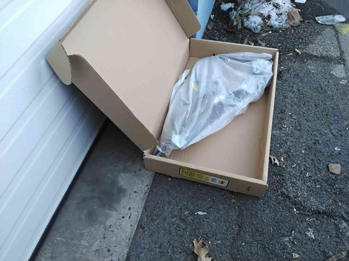 2001 To 2003 Dodge or Chrysler Caravan Window Regulator