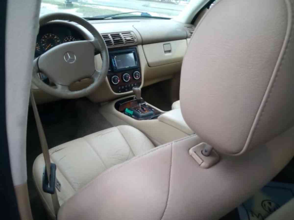 2005 Mercedes Benz ML350