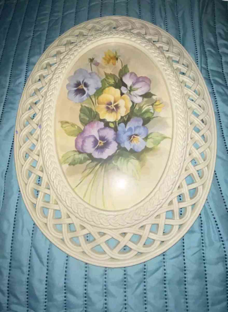 Holmes lattice picture frame with pansies