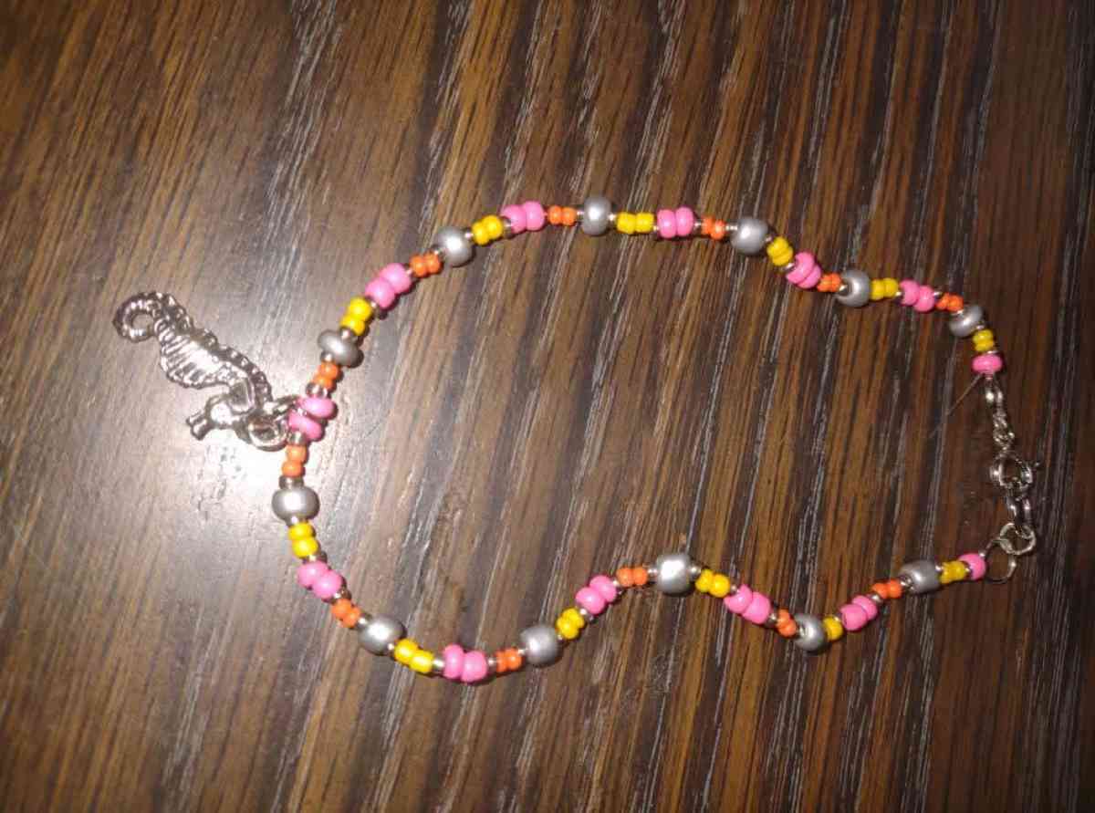 seahorse anklet