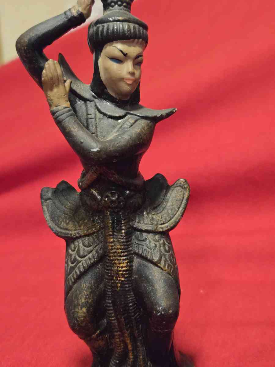 oriental ceramic figurines