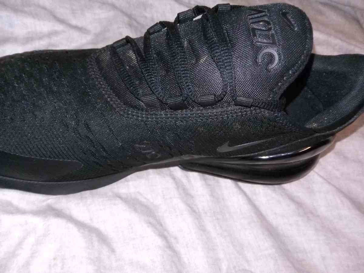 Nike Air Max triple black 270 shoes
