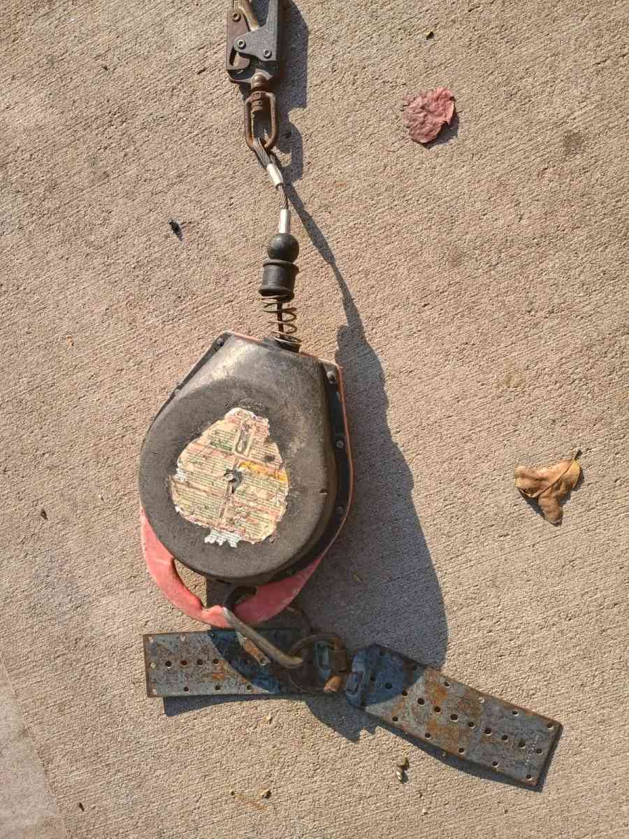 Personal fall protection system