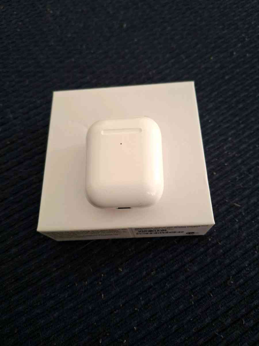 Airpods 1st Gen Charging Case