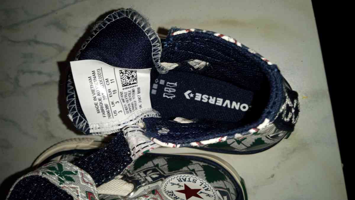 the mini shoes for you baby converse new