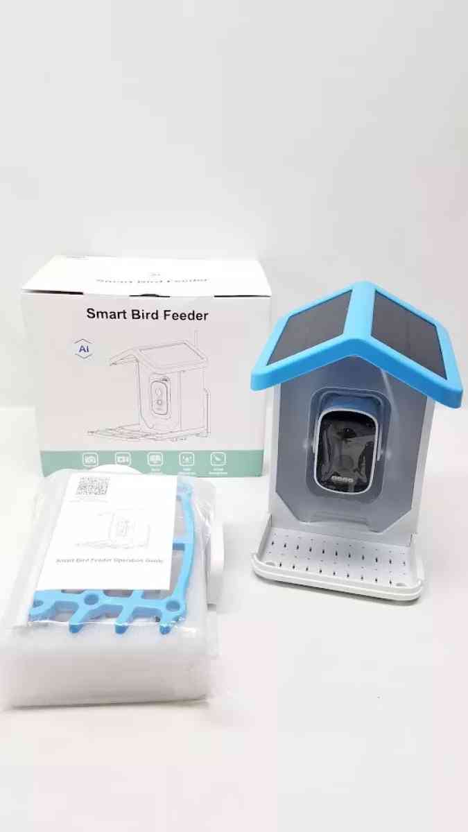 SMART BIRD FEEDER WITH AI BIRDRECOGNITION