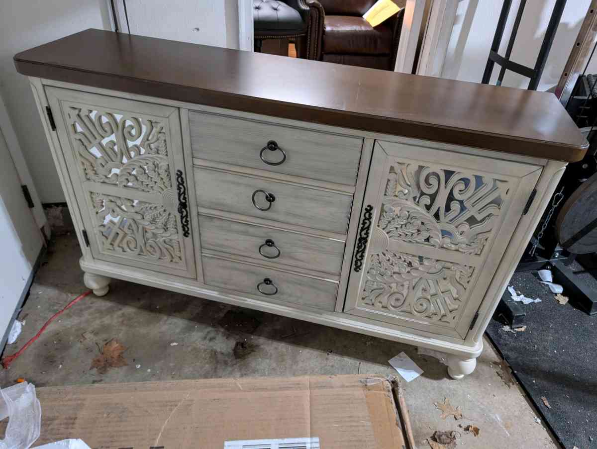 ACME Vermont Console Table