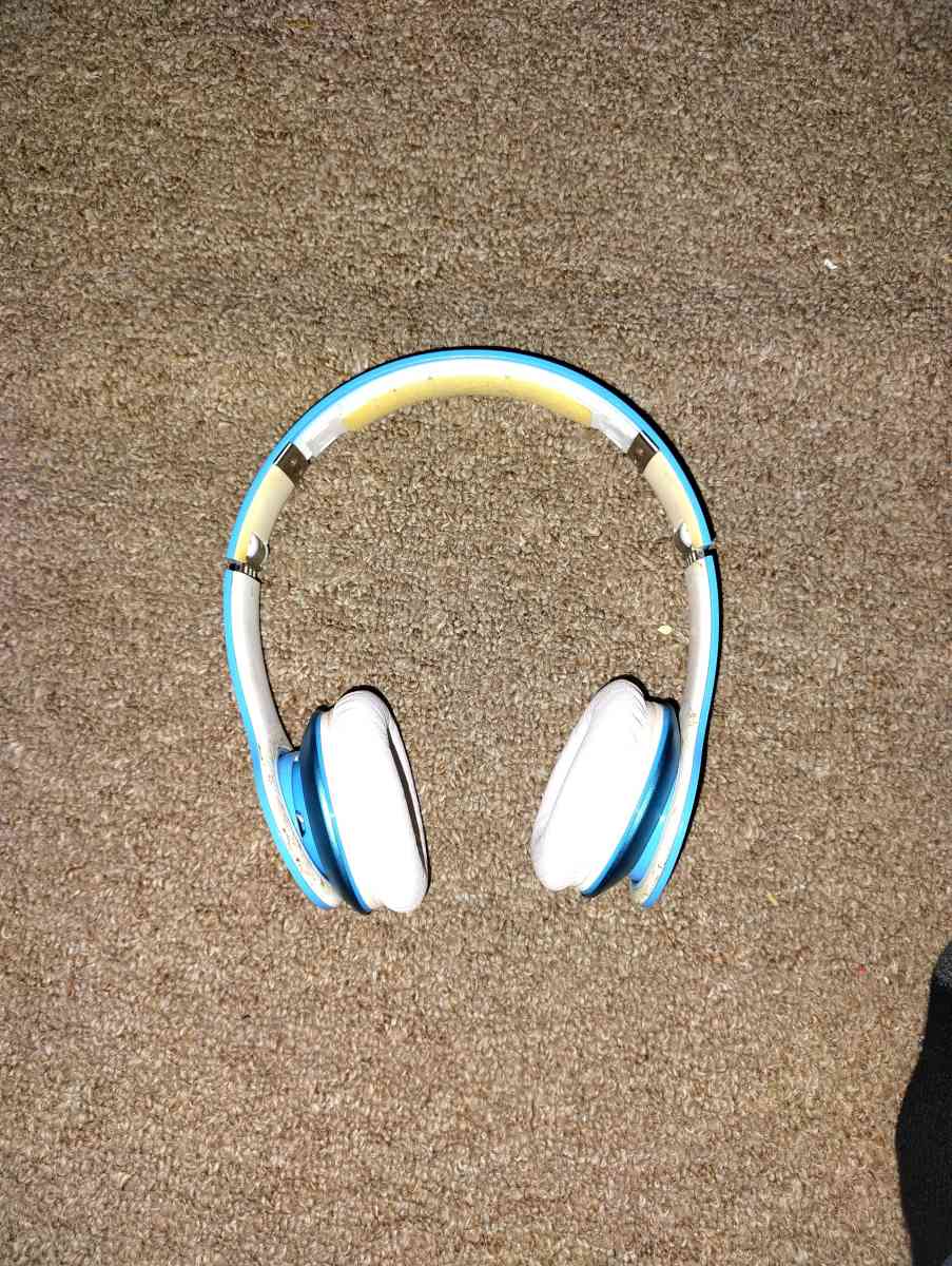 beats by Dre headphones