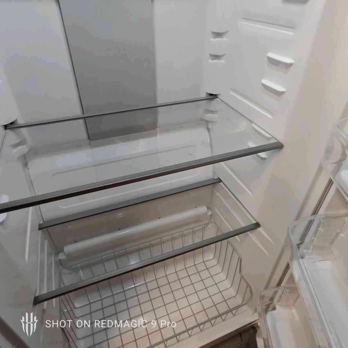 Eventemp Refrigerator