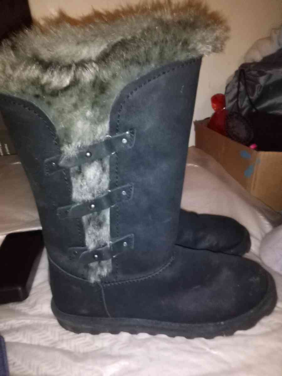 BEARPAW BOOTS
