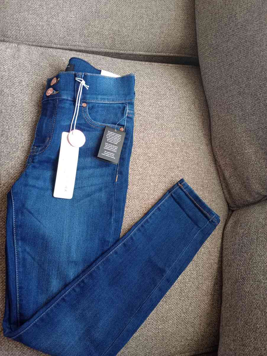 Celebrity pink girls pants size 12  new with tag