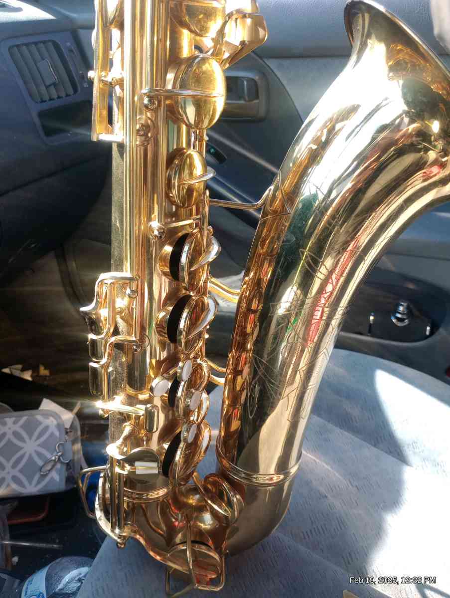 Vintage CG Conn 10M Naked lady saxophone
