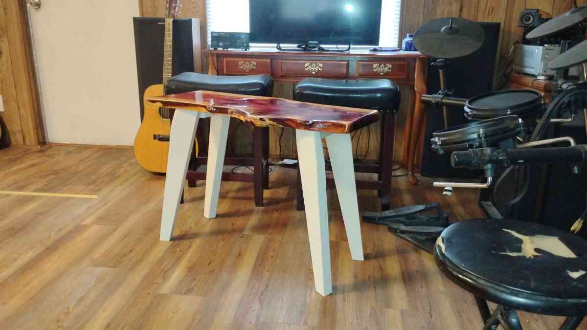 Red Cedar accent table