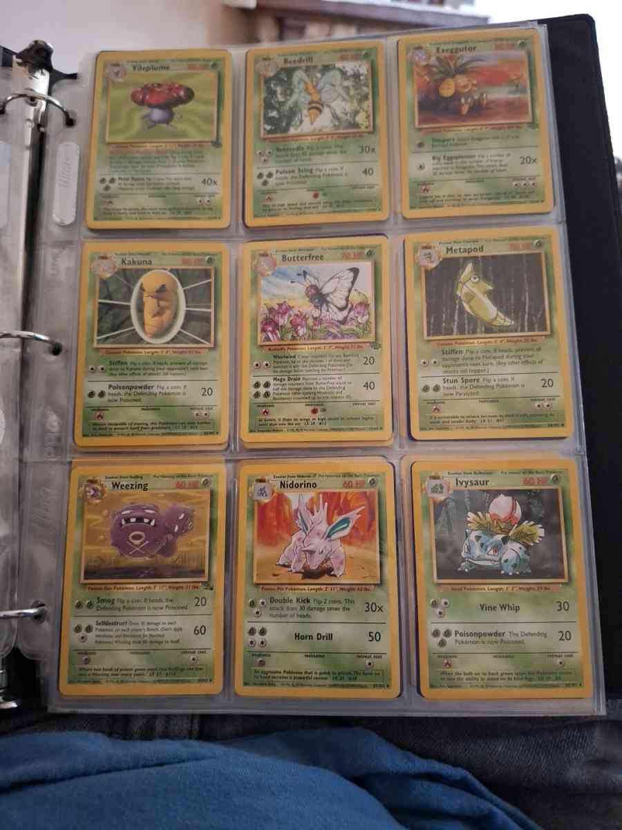 vintage Pokmon binder