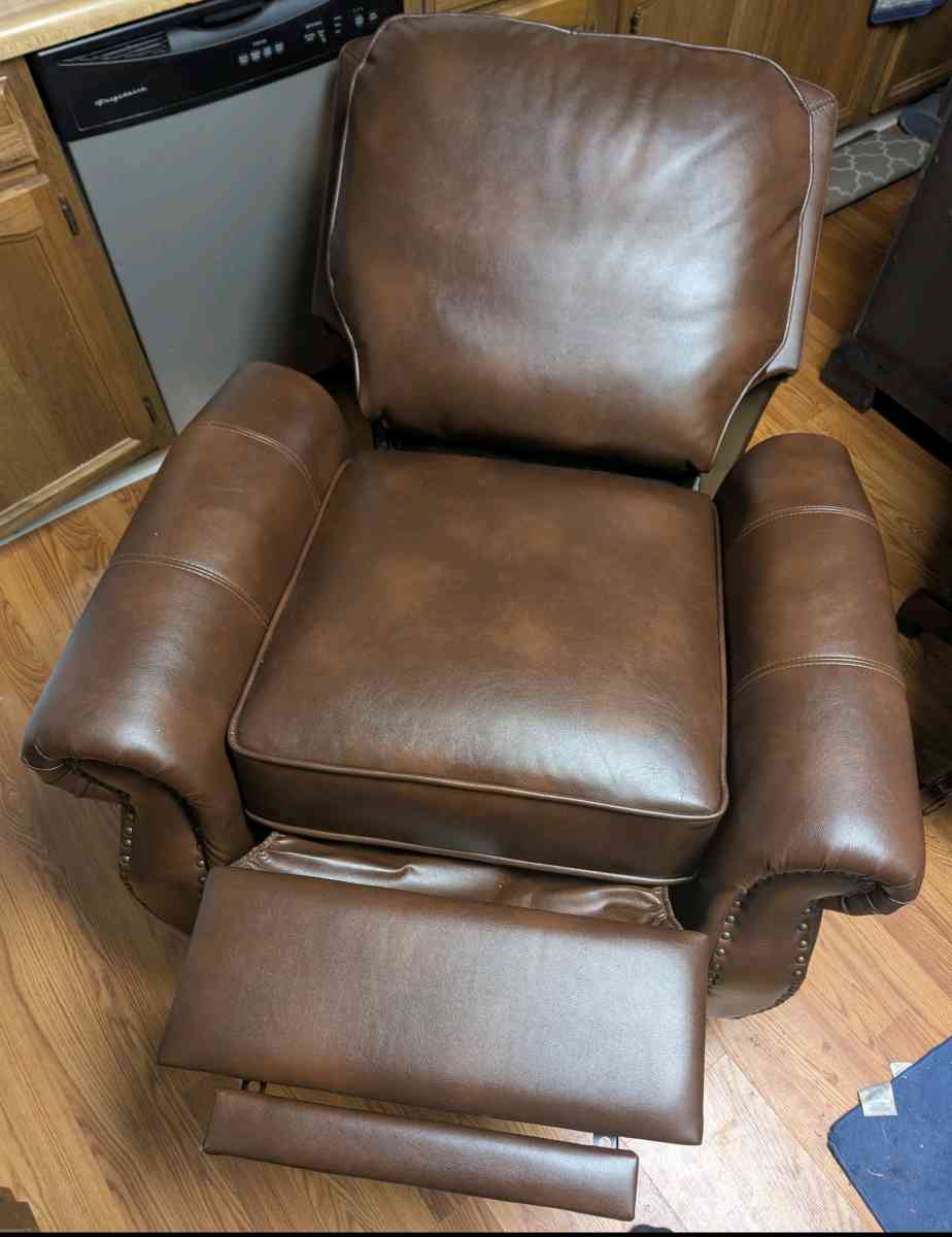 Leather Push Back Recliner