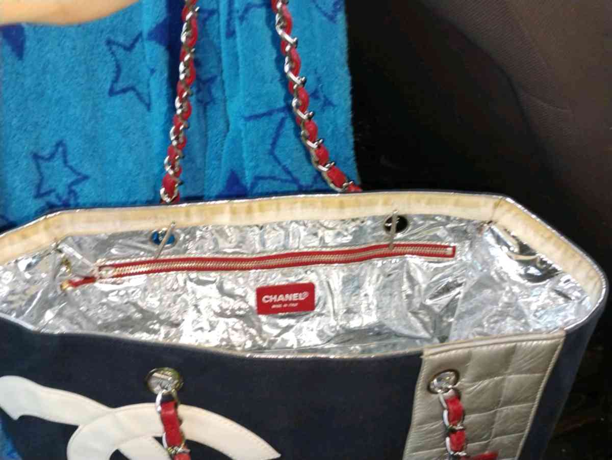 AUTHENTIC CHANEL NO 5 CHOCO BAR TOTE BAG