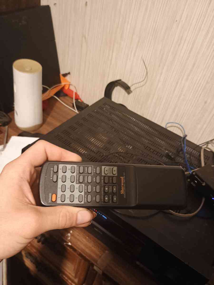 old Sherwood stereo with big speakers