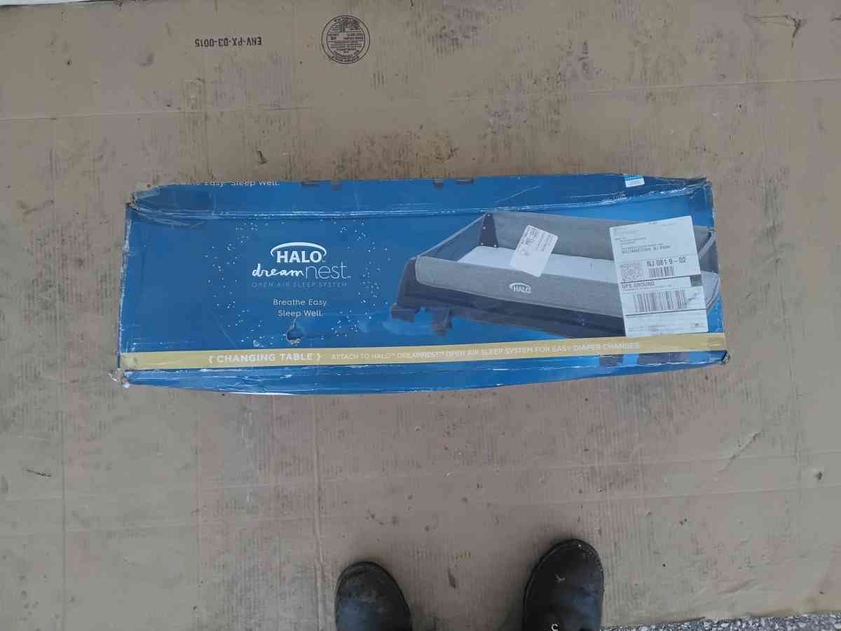 Nice Babys Halo Dream Nest Open Air Sleep System Brand New