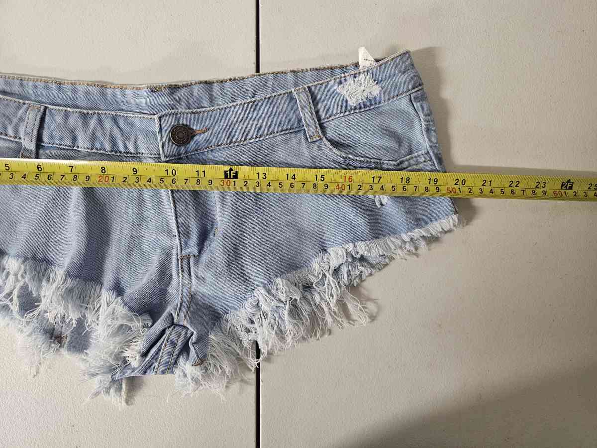womens shorts