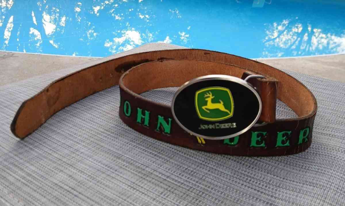 John Deere SpecCast Belt Buckle 40 Inch Leather Belt