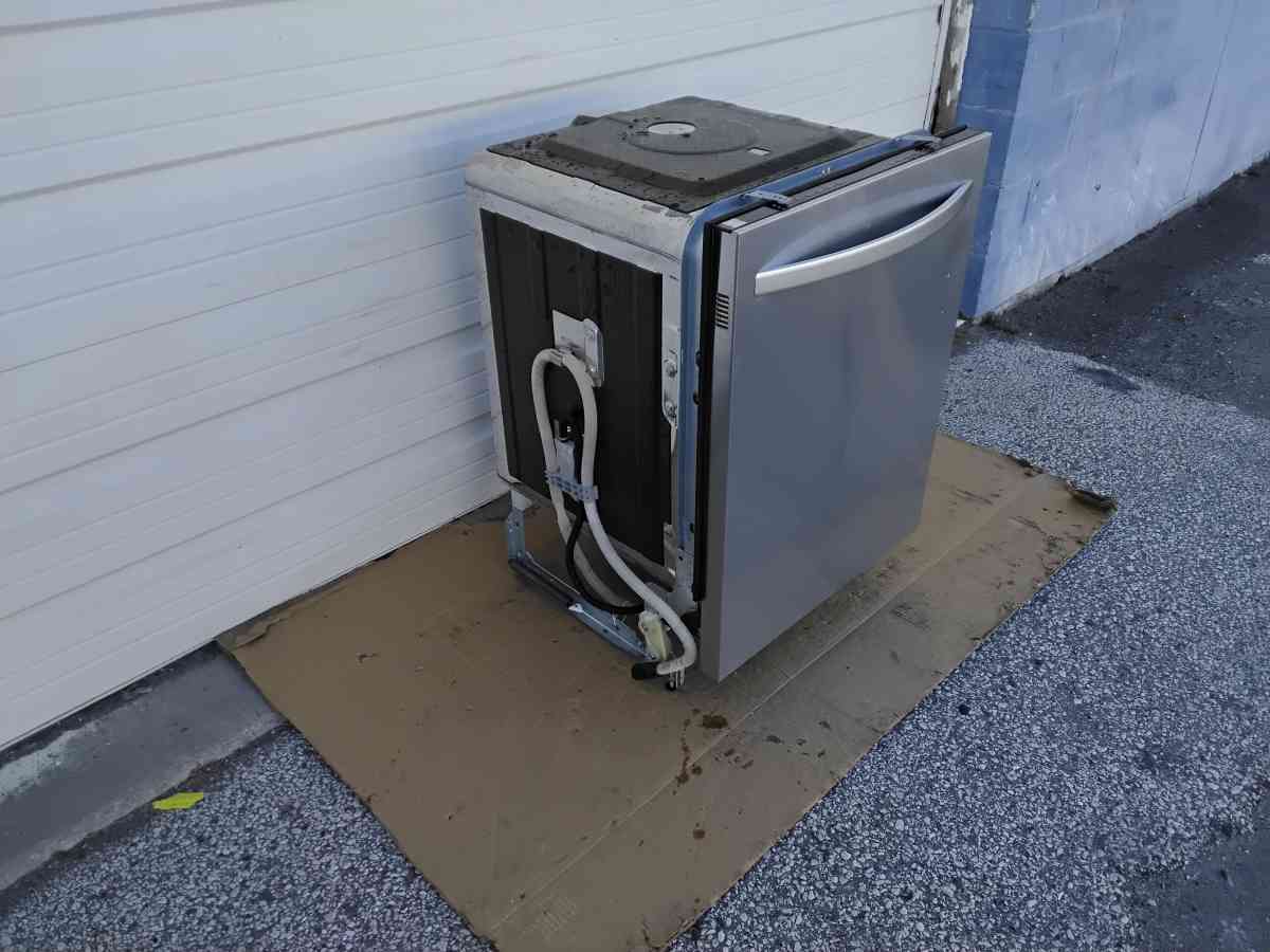 Nice Sears Kenmore Stainless Steel Dishwasher OEM Like New