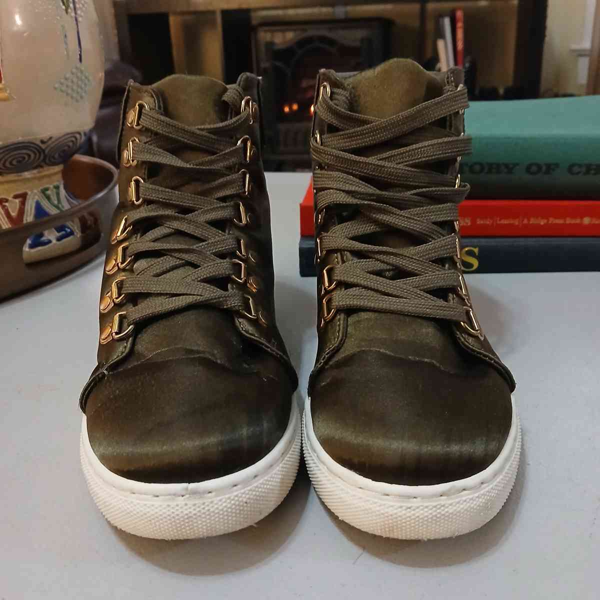 Jubilee Green Shoes for Women Size 9