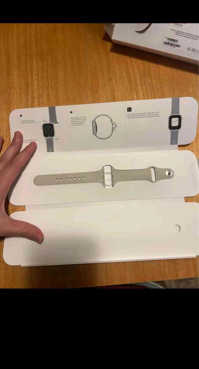 2nd Gen 40mm Apple Watch SE