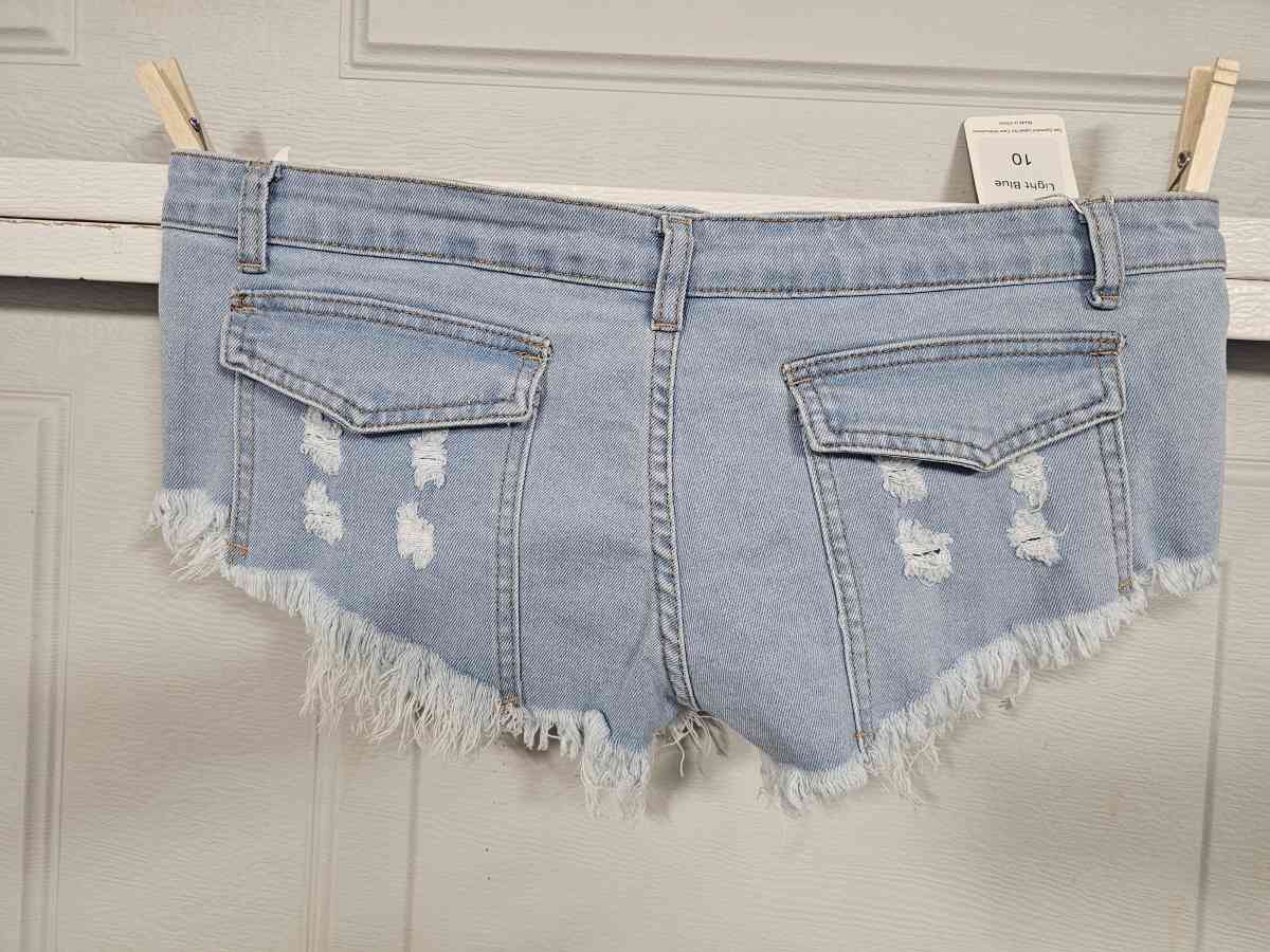 womens shorts