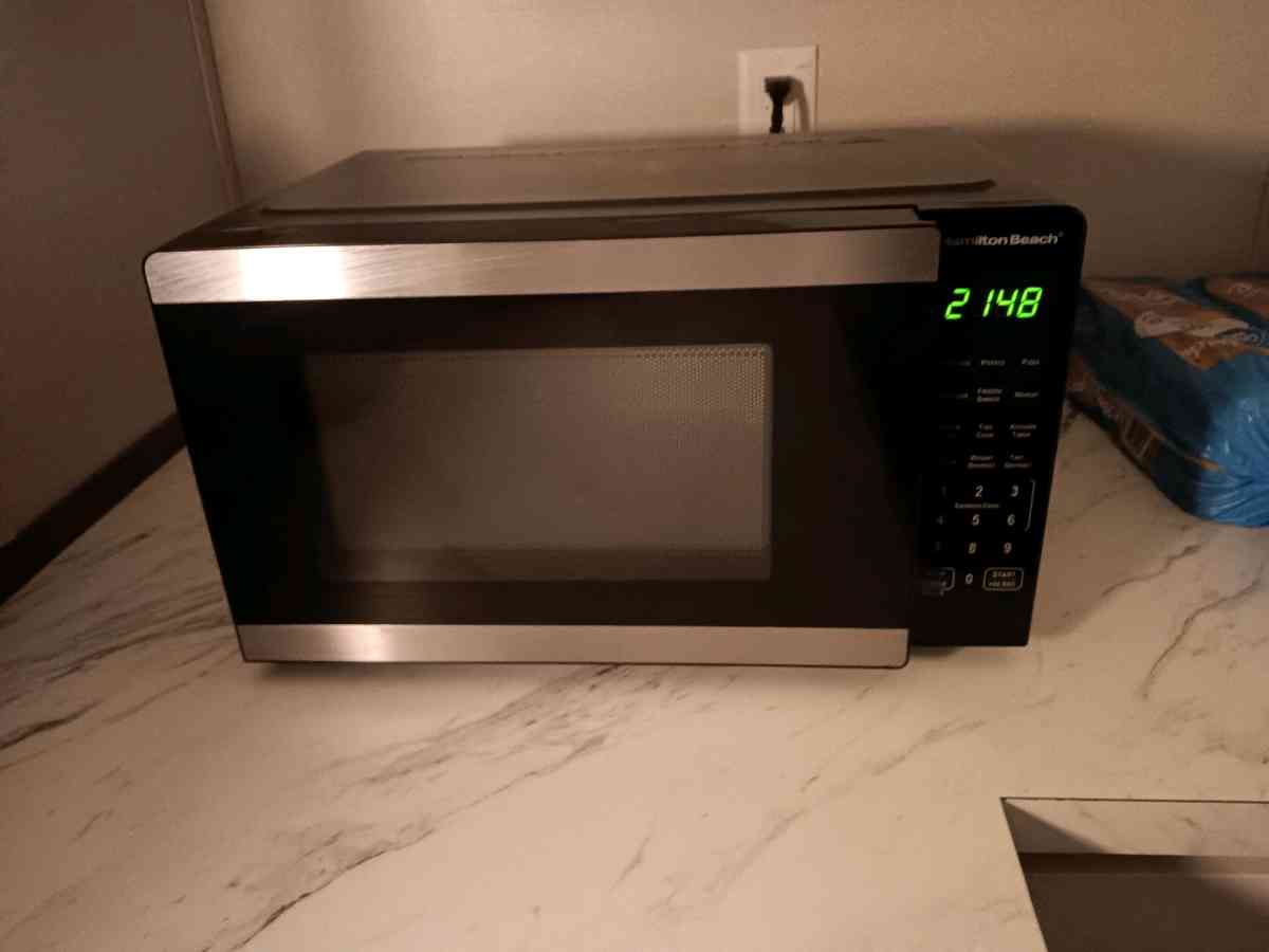 HOUSE SALE BIG GARGE SALE