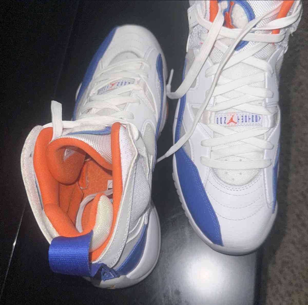 Jordan two tre size 8 and half