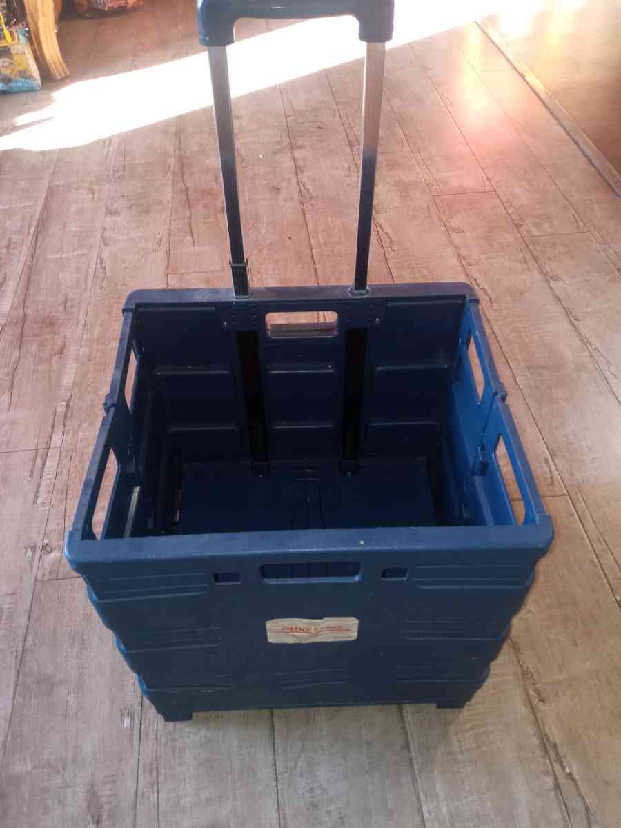 caja de plastico para cargar cosas