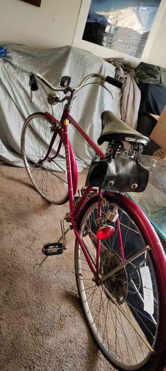 Schwinn suburban bicycle