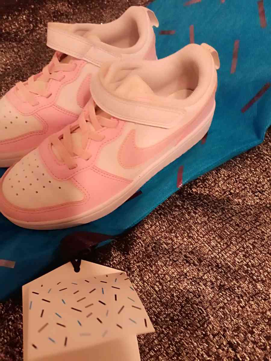 NEW PUMA AND  NIKE  LIKE NEW