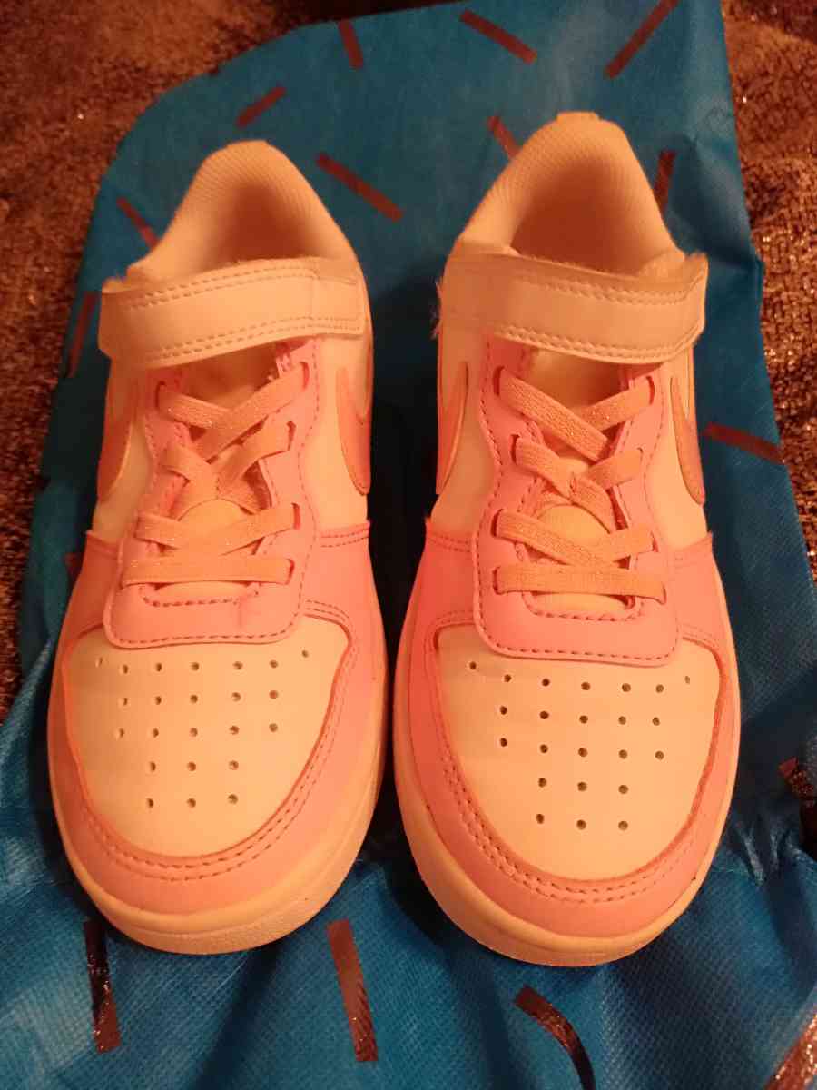 NEW PUMA AND  NIKE  LIKE NEW